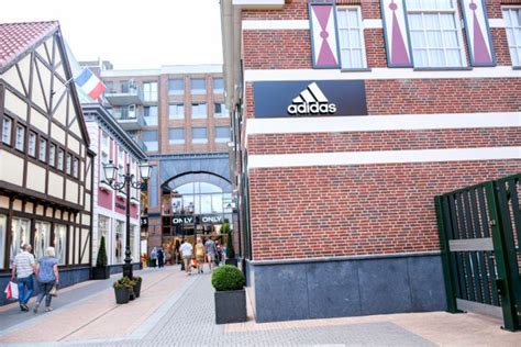 adidas roermond outlet termin